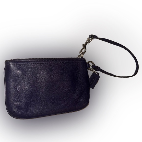 Coach | Wristlet | Violet - Picture 2 of 3